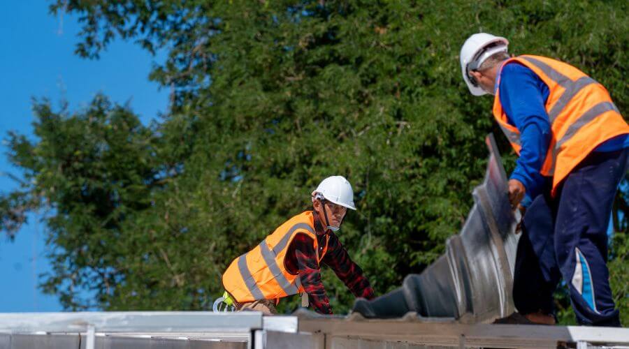 Expert top industrial roofings services in Powers, MI